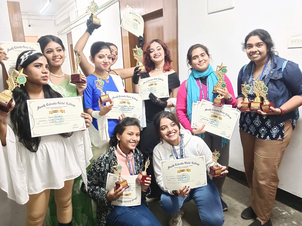 Students of Journalism  won prizes in different categories at Inter College Fest ' BAHAR' at South Calcutta  Girls' College